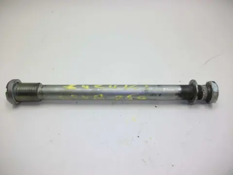 Rear axle Suzuki GSX R 750 2001 - 2003