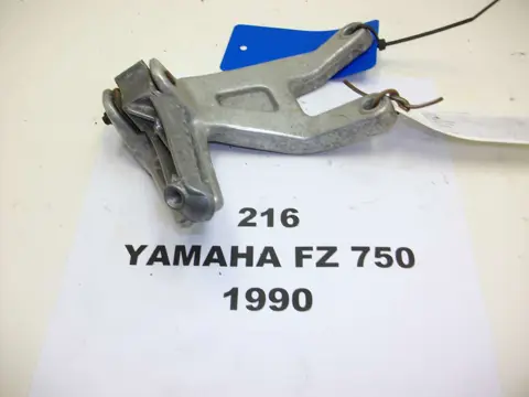 Pillion step left  Yamaha FZ 750 1985 - 1991
