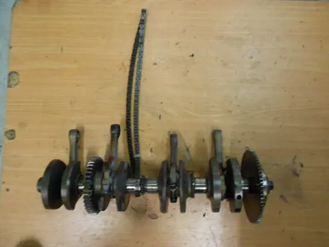 Crankshaft Suzuki GSX F 750 1998 - 2005