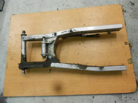 Swingarm Suzuki GSX F 750 1998 - 2005