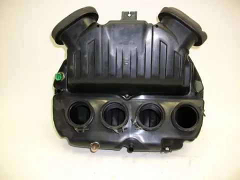 Air cleaner case Suzuki GSX R 750 2001 - 2003