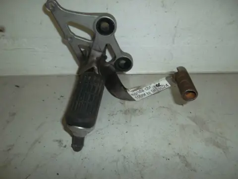 RECHTER SCHETSPLAAT Honda CBR 1000 F 1993 - 2000