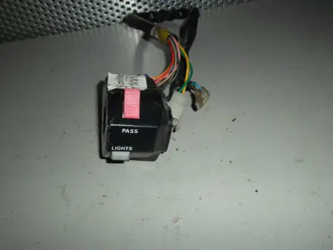 STUURSCHAKELAAR LINKS Yamaha FJ 1200 1990 - 1993