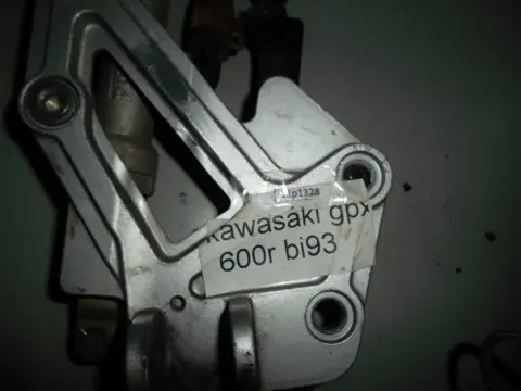 RECHTER SCHETSPLAAT Kawasaki GPX 600 1988 - 1994