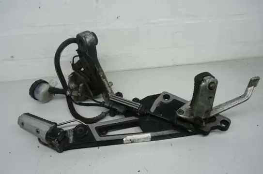 RECHTER SCHETSPLAAT Kawasaki GPZ 1000 1985 - 1990
