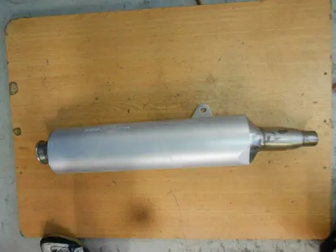 UITLAAT Ducati monster 600 1992 - 2002 / 2002 - 2007
