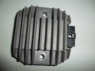 SPANNINGSREGELAAR Overig Peugot elysco 125 2000 - 2000