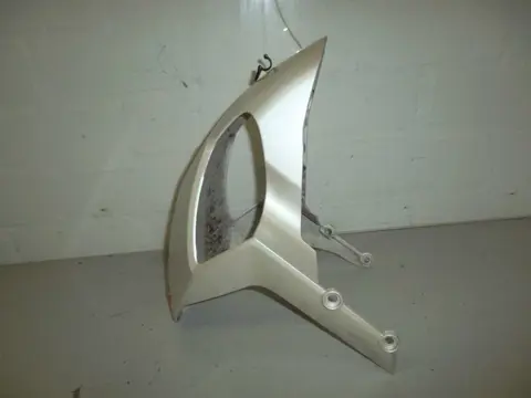 VOORSPATBORD Triumph Speed Triple 1050 2011 - 2012