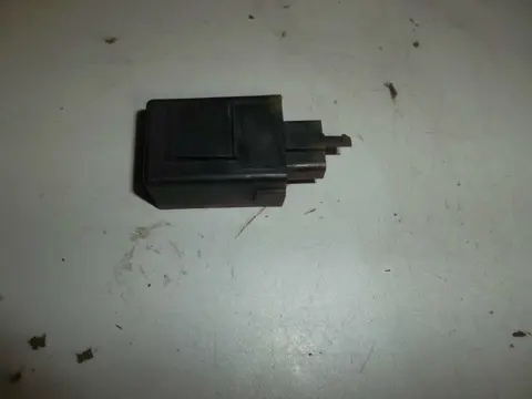 RELAIS Honda VF 700 750 Supermagna 1988 - 2000