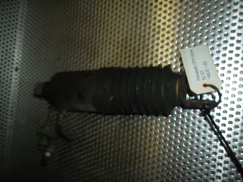 ACHTER SCHOKBREKER Kawasaki GPX 600 1988 - 1994