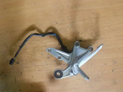 RECHTER SCHETSPLAAT Honda CBR Fireblade 2008 - 2011