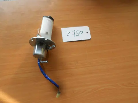 BRANDSTOFPOMP Kawasaki Z 750 2007 - 2010