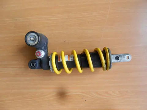 ACHTER SCHOKBREKER Suzuki GSX R 750 2006 - 2007