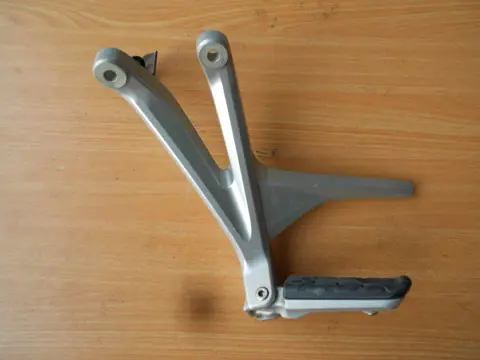DUO VOETSTEUN LINKS Honda VFR 1200 2010 - 2013