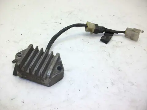 SPANNINGSREGELAAR Yamaha XS 850 1980 - 1983