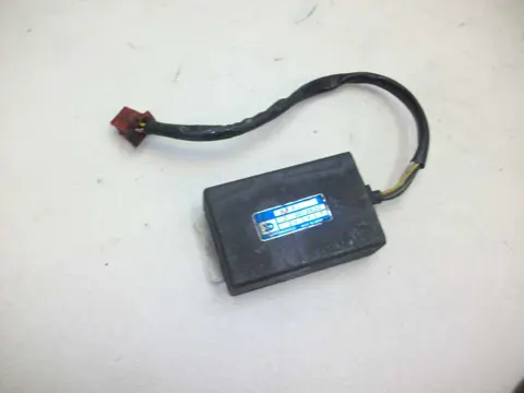 CDI UNIT Honda VF 400 F 1982 - 1985