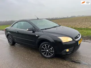 Ford Focus Coupé-Cabriolet 1.6-16V Trend