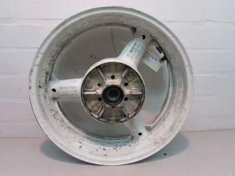 ACHTER VELG Suzuki GSX R 750 1996 - 2000