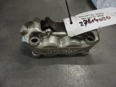 REMKLAUW LINKS VOOR Ducati monster 696 2008 - 2010