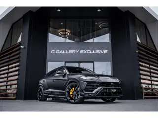 Lamborghini Urus 4.0 V8 - BTW | Akrapovic | Keramisch | Panorama | Xpel | B&O+ | Massage