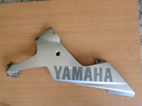 LINKER ONDERKUIP Yamaha YZF R1 2002 - 2003
