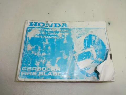 INSTRUCTIEBOEKJE Honda CBR 900 RR 1998 - 1999