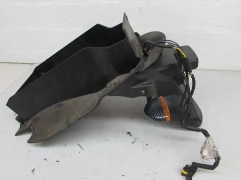 KENTEKENPLAATHOUDER Ducati 750 SS Supersport 2000 - 2004