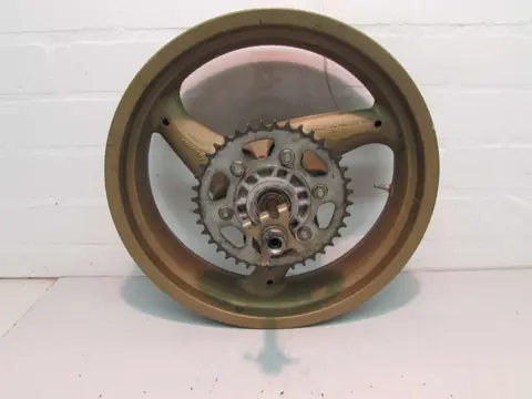 ACHTER WIEL COMPLEET Ducati 750 SS Supersport 2000 - 2004