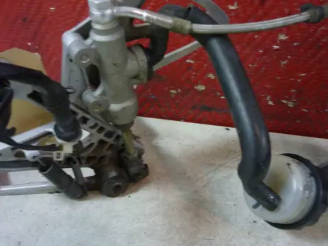 REMPOMP ACHTER Honda CBR 600 F 1999 - 2000