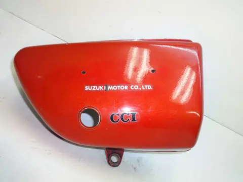 RECHTER ZIJKUIP KLEIN Suzuki GT 750 1970 - 2012