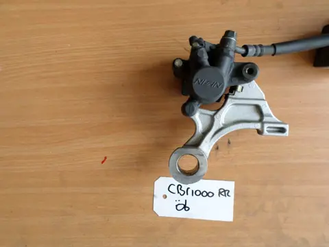 ACHTER REMKLAUW Honda CBR Fireblade 2006 - 2007