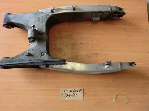 ACHTER BRUG Honda CBR 600 F 1999 - 2000