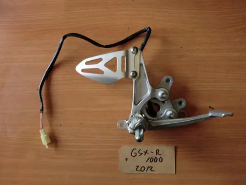RECHTER SCHETSPLAAT Suzuki GSX R 1000 2011 - 2012