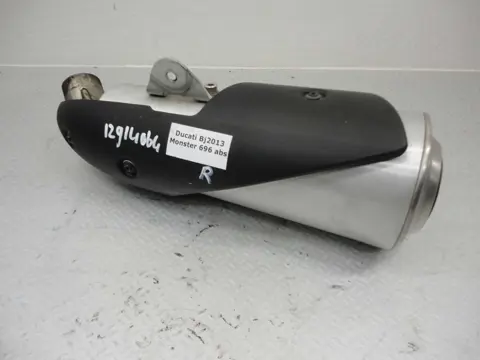 UITLAAT Ducati monster 696 2008 - 2010