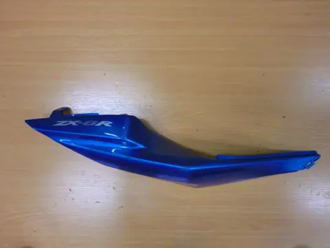 RECHTER ACHTERKANT Kawasaki ZX 6 R 1998 - 1999 / 1994 -