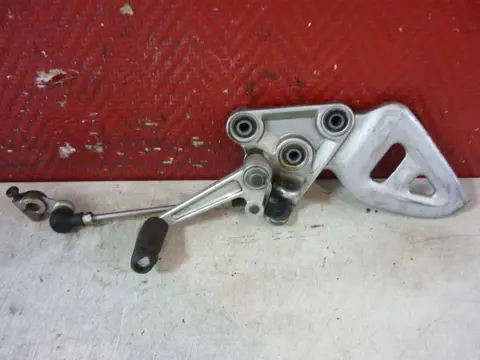 LINKER SCHETSPLAAT Suzuki GSX R 1300 Hayabusa 1998 - 2007