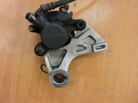 ACHTER REMKLAUW Honda CBR Fireblade 2004 - 2005