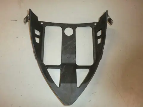 V ONDERKUIP Aprilia RSV 1000 2004 - 2005