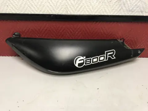 LINKER ACHTERKANT BMW F 800 R 2009 - 2014