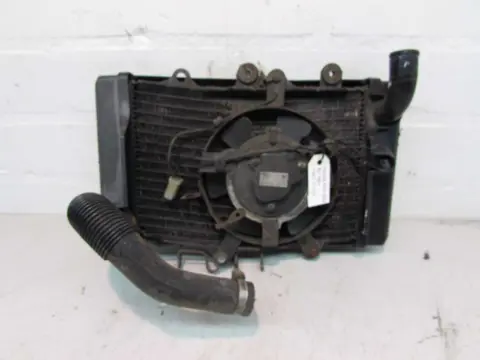 RADIATEUR Honda NTV 650 1988 - 1997