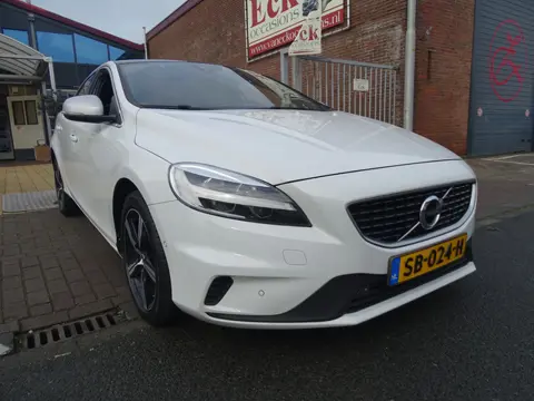 Volvo V40 2.0 T4 Business Sport (bj 2018)