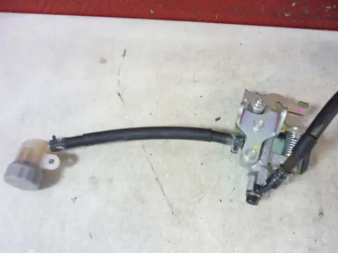 REMPOMP ACHTER Honda PCX 150 2004 - 2014