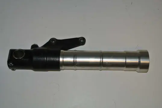 VOORPOOT RECHTS ONDER Triumph Speed Triple 955 1997 - 1999