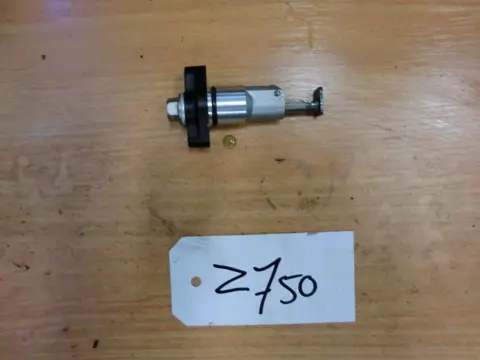 NOKKENAS Kawasaki Z 750 2004 - 2006