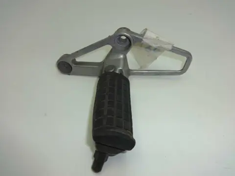 LINKER SCHETSPLAAT Honda VTR 250 1985 - 1999