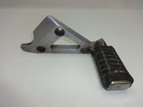 DUO VOETSTEUN LINKS Honda VT 500 1983 - 1986