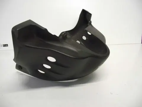 Cowl under Honda XL 1000 V Varadero 1998 - 2002