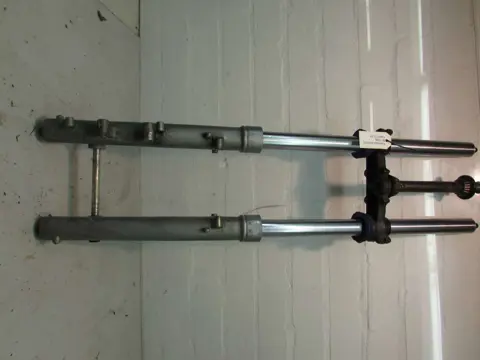 VOORPOTEN COMPLEET Kawasaki KLR 650 1987 - 2007