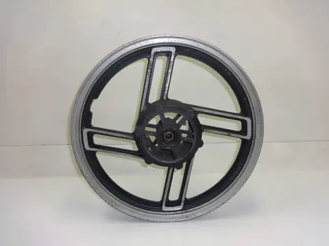 VOORVELG Yamaha XS 400 1976 - 1981