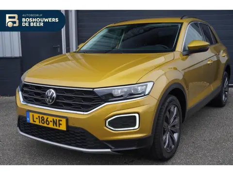 Volkswagen T-Roc 1.0 TSI Style Business | Navigatie | PDC | Climat | All Season Banden